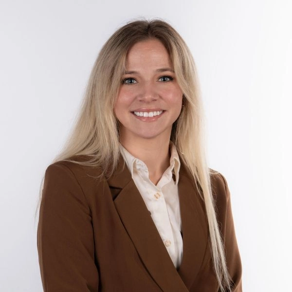 Kirsten Biersbach headshot