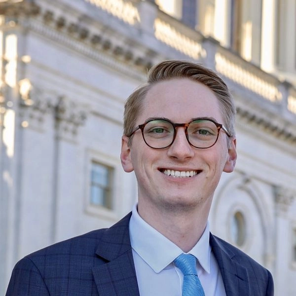 Caleb Weiland headshot