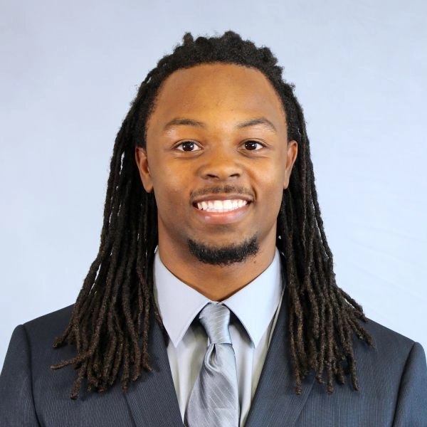 Isaac Armstead headshot