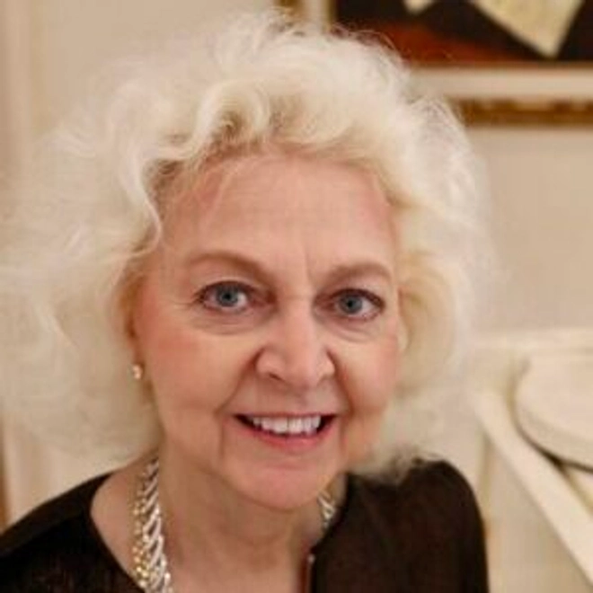 Cindy Lillibridge headshot