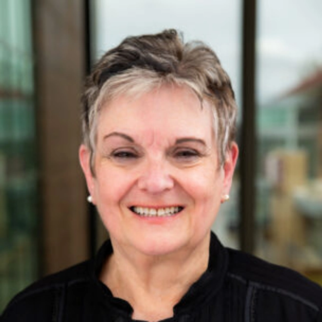 Shirley Luebke headshot