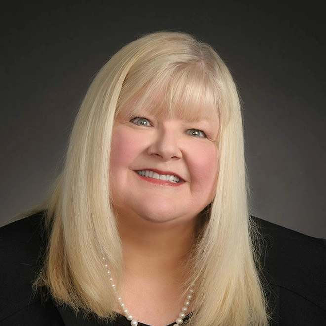 Sarah Spelts Anderberg headshot