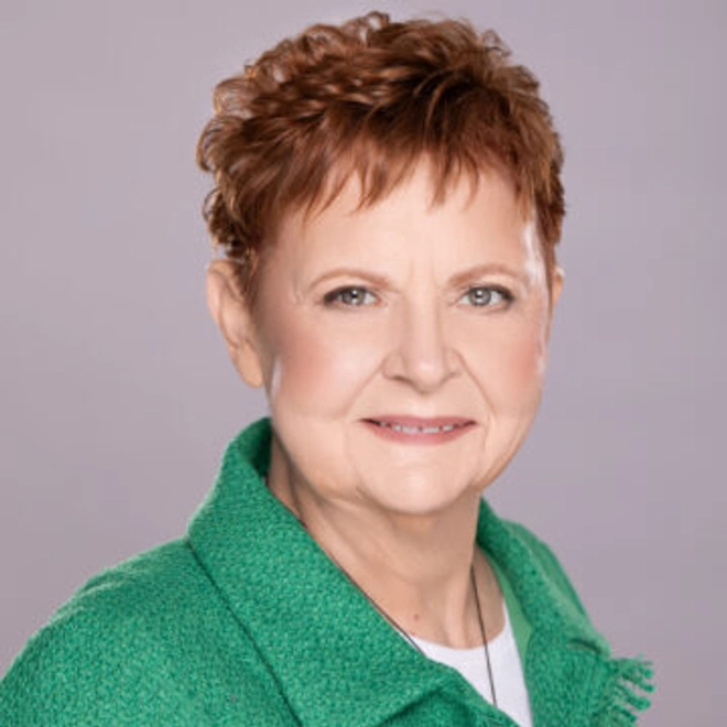 Virginia Harrington headshot