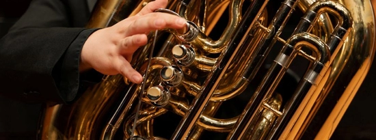 Close up picture of an instrument